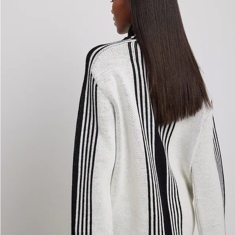 NA-KD x Klara Montes Wool Blend Soft Polo Sweater NWT Small - Picture 2 of 6